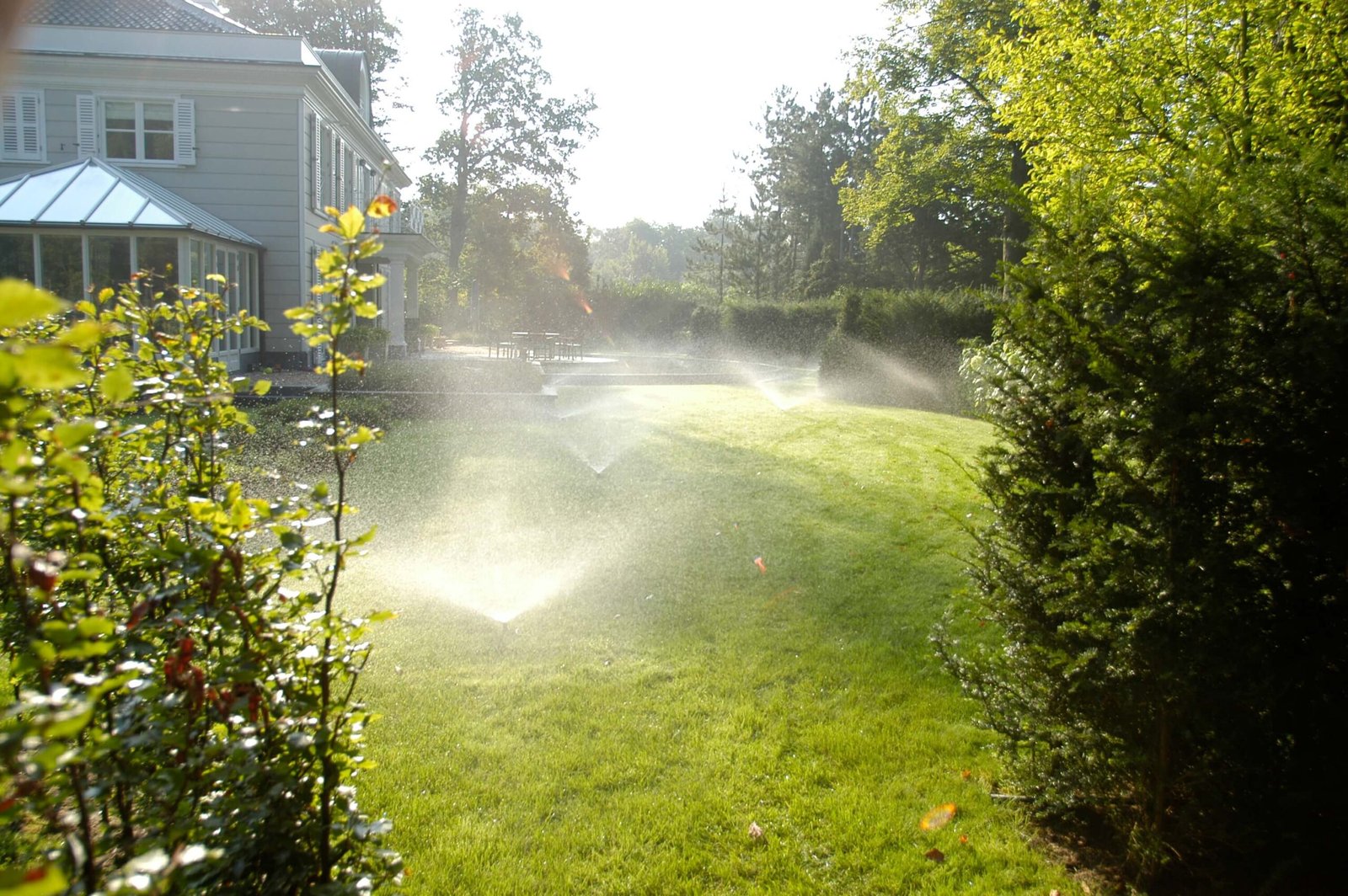 Tuinberegening door Sapor bij een villatuin